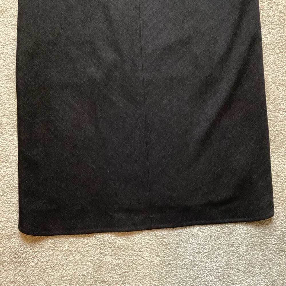 Lululemon LAB CONCEPT PIECE Structured T-Shirt Dress with pockets Grey Size 4 - Picture 11 of 11